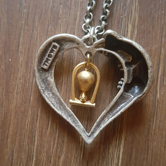 Tweety Heart Necklace - Picture 2 of 3